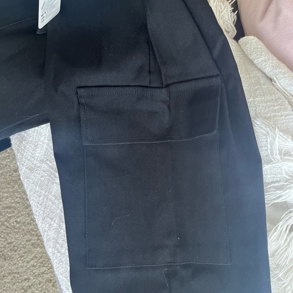NWT Cargo black pants - Picture 7 of 8